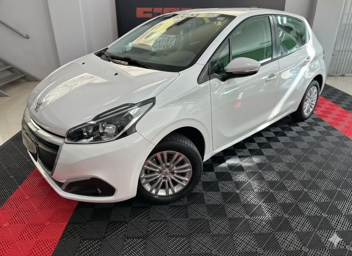 Peugeot 208 - Foto 3